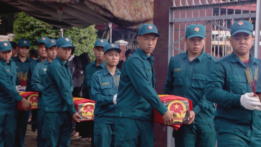 Di quan 5 hài cốt liệt sĩ tại Nghĩa trang Tân Uyên sau gần 60 năm hy sinh - Ảnh 2.