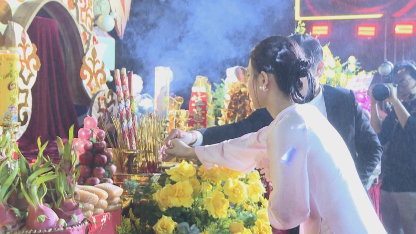 Ngọn lửa đam mê truyền qua nhiều thế hệ trong ngày Giỗ Tổ ngành Sân khấu- Ảnh 3.