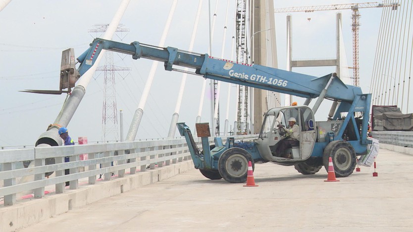 Cao tốc Bến Lức - Long Thành bước vào giai đoạn hoàn thiện cuối cùng- Ảnh 2.