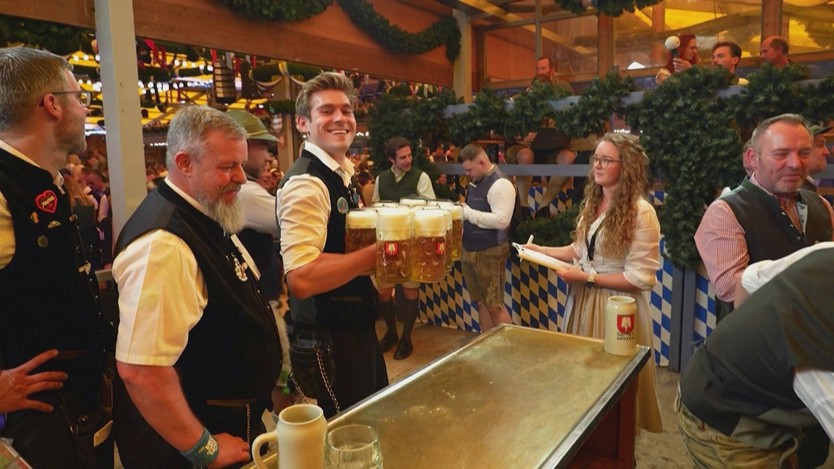 Khai mạc lễ hội bia Oktoberfest lần thứ 191- Ảnh 1.