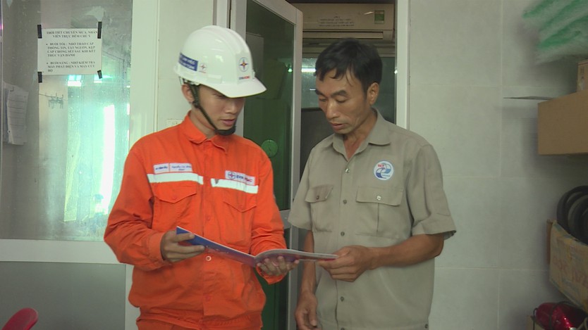 Tăng cường an toàn điện mùa mưa bão ở ven biển phía Đông TP. Hồ Chí Minh- Ảnh 2.