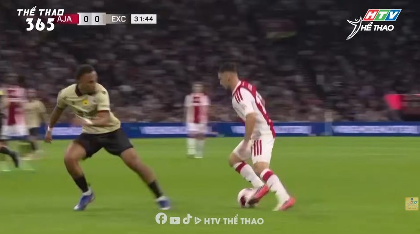 Ajax Amsterdam bị cầm hoà đáng tiếc ở Eredivisie - Ảnh 2.