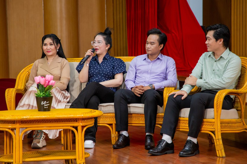 Bước chuyển mình bản lĩnh trên hành trình Chuông vàng vọng cổ - Ảnh 3.