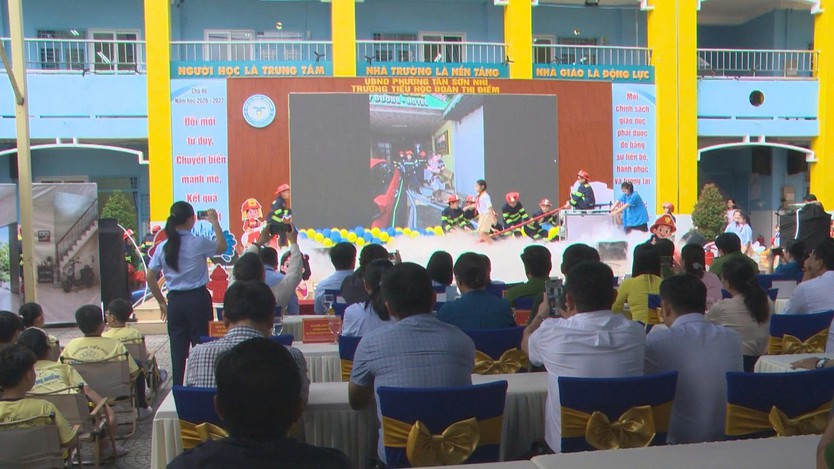 Đưa kỹ năng PCCC và CNCH vào trường học tại TP. Hồ Chí Minh - Ảnh 6.