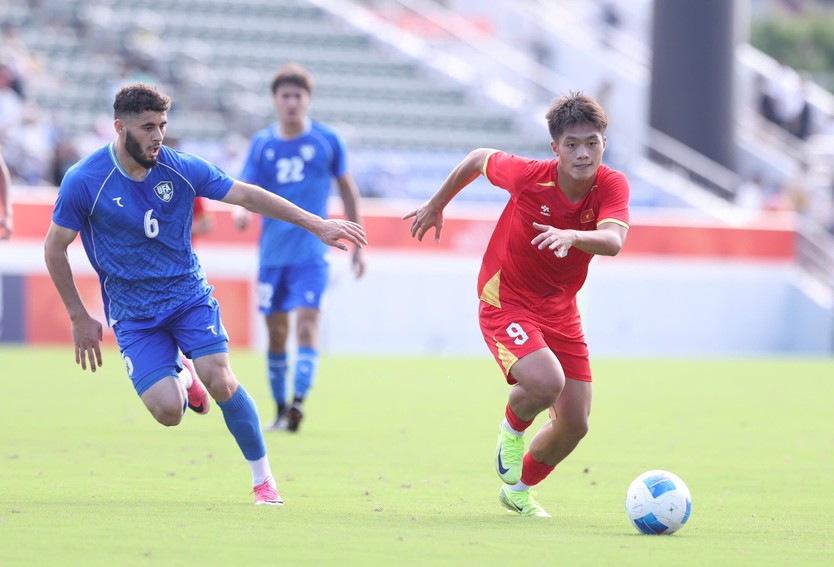 U23 Việt Nam giành vé vào tứ kết ASIAD 2026 - Ảnh 1.