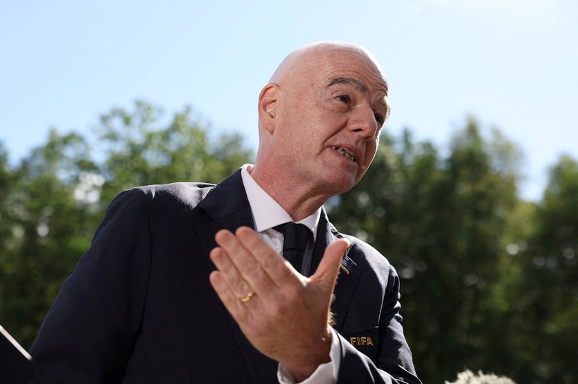 Các liên đoàn bóng đá đặt câu hỏi về kế hoạch cải tổ FIFA của Gianni Infantino - Ảnh 1.