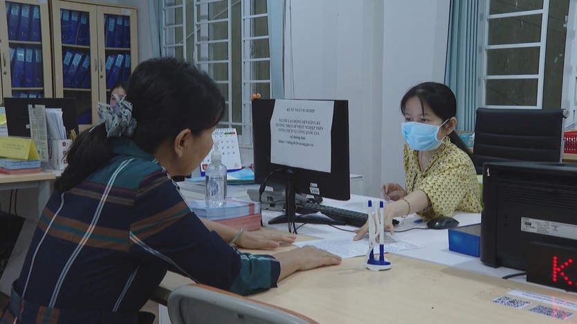Hẹp cửa việc làm khi bước qua tuổi trung niên - Ảnh 1.