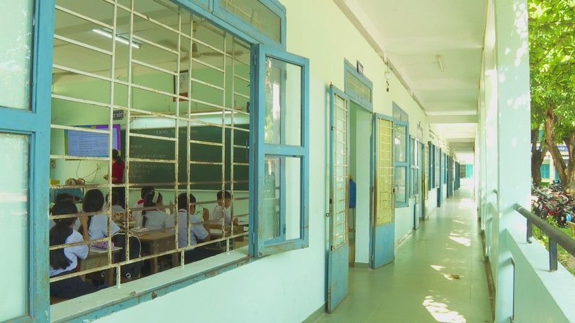 Tiếp sức trường học bão lũ Khánh Hòa- Ảnh 4.