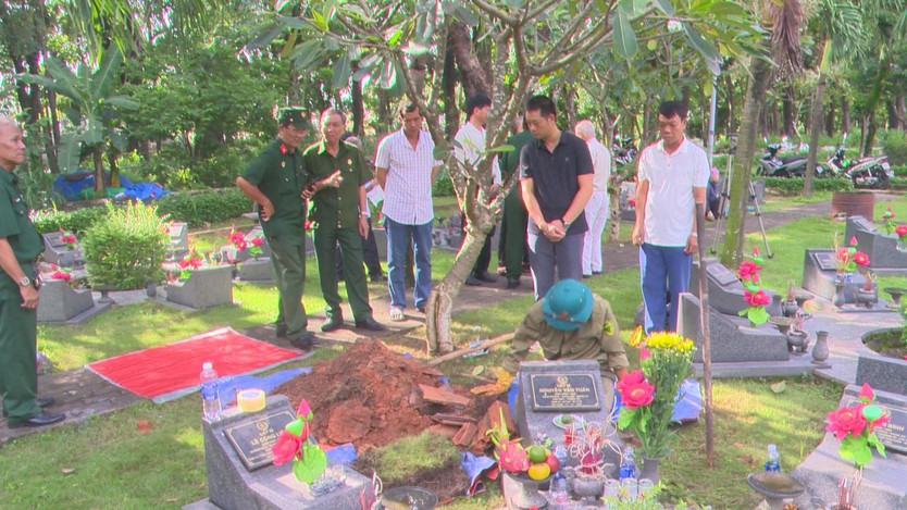 Di dời hài cốt liệt sĩ Nguyễn Văn Tuấn: Hành trình trở về quê hương- Ảnh 1.