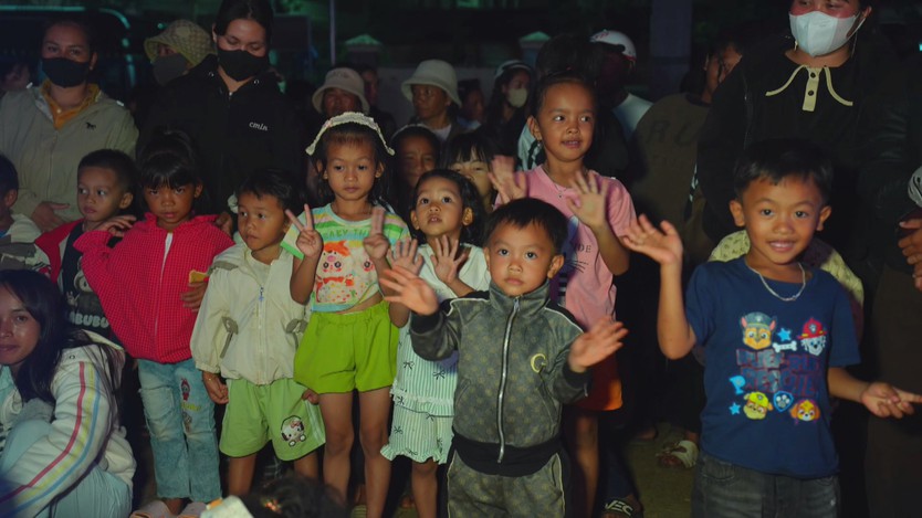 Trung thu cho em: Mang nụ cười đến bệnh nhi và trẻ em vùng xa- Ảnh 4.