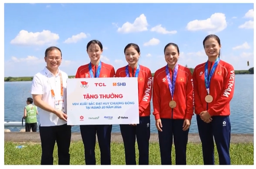Đinh Văn Tâm giành HCB tán thủ 56kg, Việt Nam có thêm 4 HCĐ rowing | ASIAD 2026 - Ảnh 5.