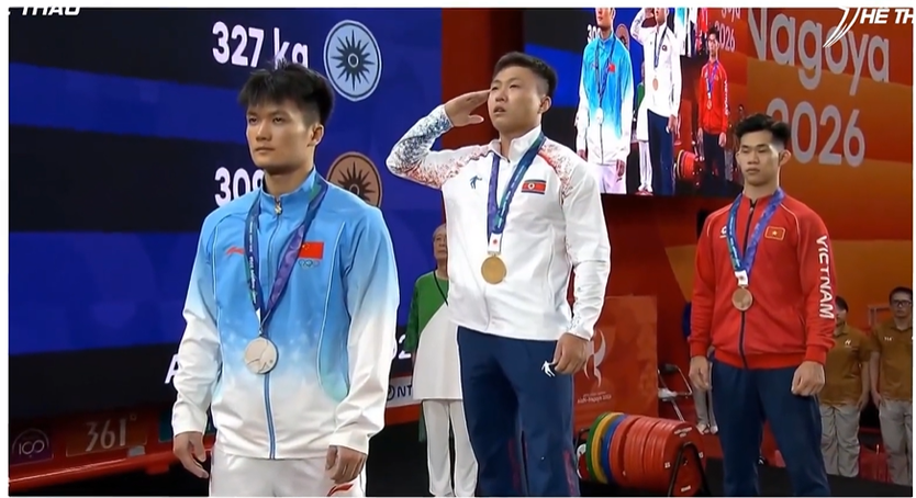 Đinh Văn Tâm giành HCB tán thủ 56kg, Việt Nam có thêm 4 HCĐ rowing | ASIAD 2026 - Ảnh 6.