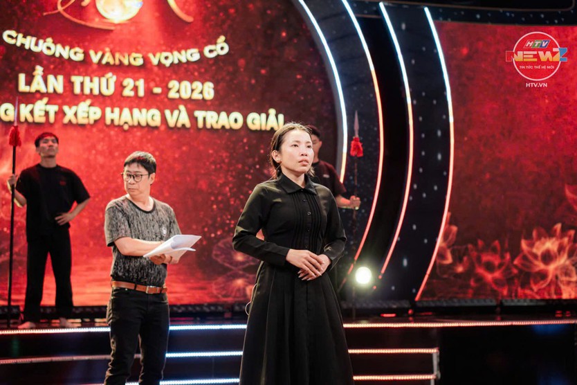 Top 3 Chuông vàng vọng cổ 2026: Những khoảnh khắc tập luyện trước đêm tranh tài cuối cùng - Ảnh 1.