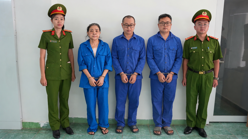 Khởi tố nhóm đối tượng in, phát hành trái phép 21.000 quyển sách tại TP. Hồ Chí Minh  - Ảnh 1.