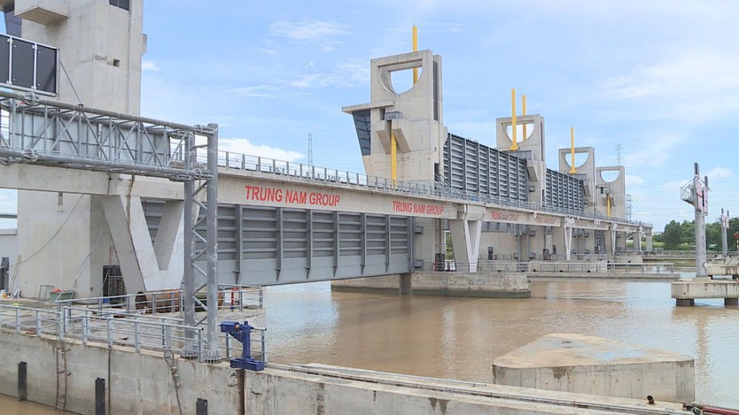 TP. Hồ Chí Minh gấp rút hoàn thiện các hạng mục cuối của dự án chống ngập - Ảnh 1.