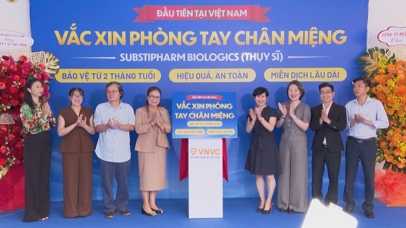 Vắc xin phòng tay chân miệng lần đầu tiên có mặt tại Việt Nam - Ảnh 2.