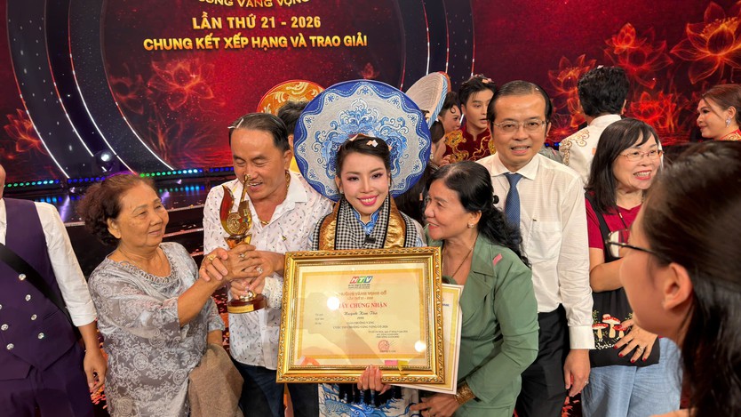 Toàn cảnh đêm vinh danh Chuông vàng vọng cổ 2026: Trọn vẹn cảm xúc - Truyền lửa đam mê - Ảnh 42.