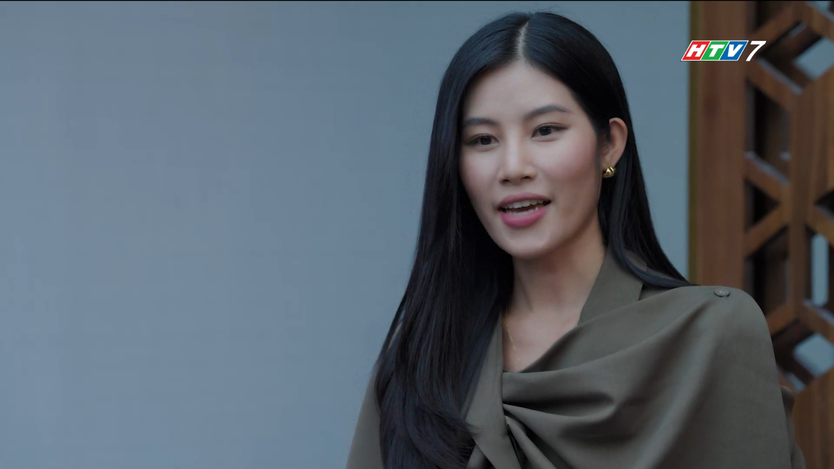 Mặt nạ hoàng kim: Phương Hồng vượt tường, trốn mẹ chồng - Ảnh 5.