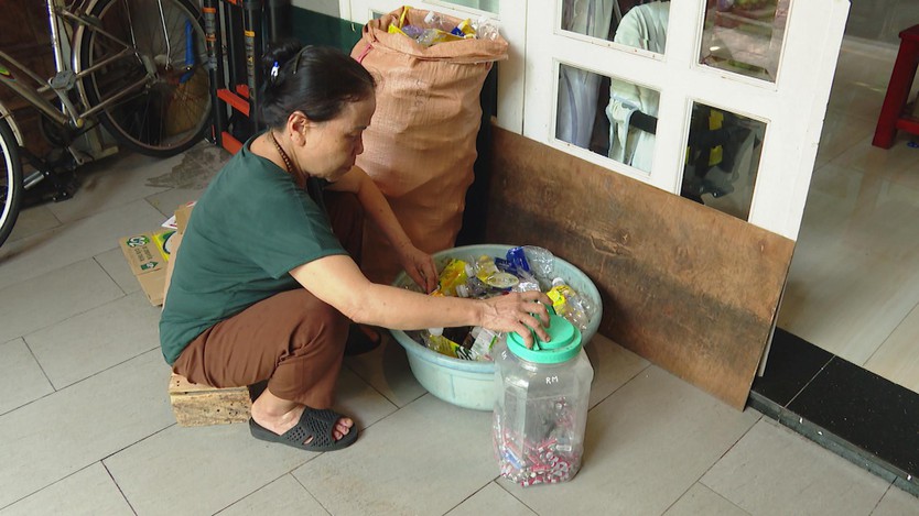 TP. Hồ Chí Minh: Phân loại rác tại nguồn từ tháng 1/2027 - Ảnh 2.