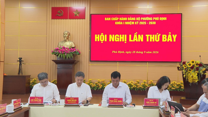 Hội nghị lần thứ bảy của Ban Chấp hành Đảng bộ phường Phú Định khóa I, nhiệm kỳ 2025–2030 - Ảnh 1.