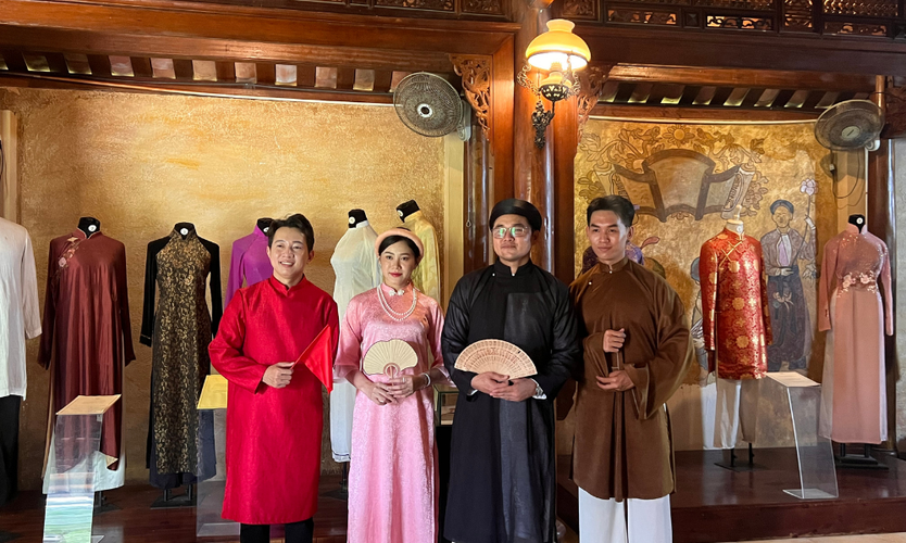 Tốp 9 Chuông vàng vọng cổ trải nghiệm, tìm hiểu di sản tại Bảo tàng Áo dài- Ảnh 1.