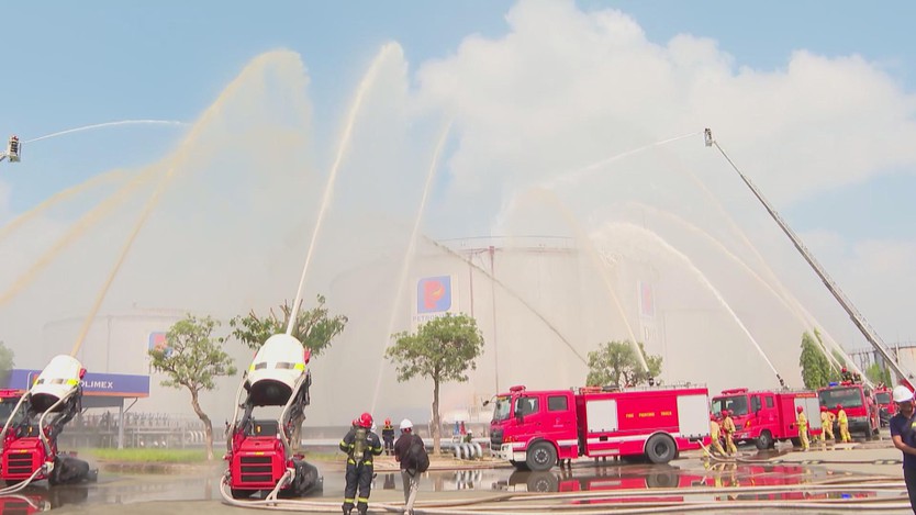 TP. Hồ Chí Minh tăng cường diễn tập PCCC tại các công trình trọng điểm - Ảnh 2.