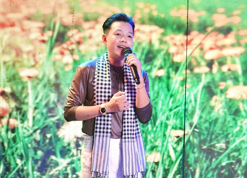 Chuông Đồng Trần Văn Khiêm - Hành trình chạm đến ước mơ - Ảnh 1.