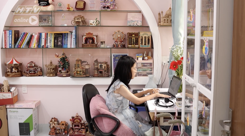 Lê Hồng Phương Hạ: Hành trình của người "bắc cầu ngôn ngữ" - Ảnh 5.