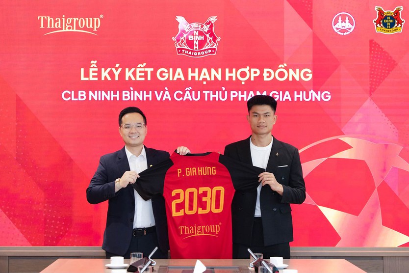 CLB Ninh Bình giữ chân tuyển thủ Gia Hưng đến năm 2030- Ảnh 1.