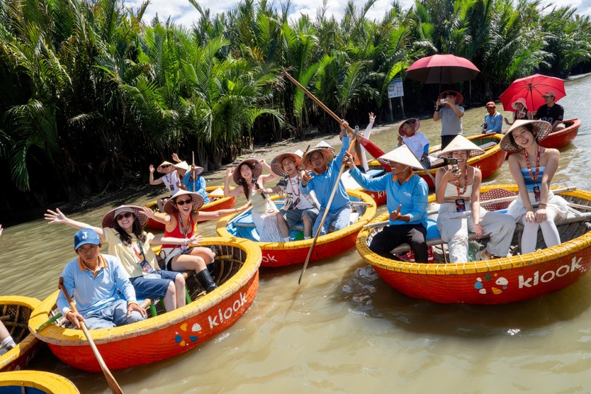 Việt Nam bứt tốc du lịch, loạt điểm đến mới nổi lên trên bản đồ trải nghiệm - Ảnh 1.