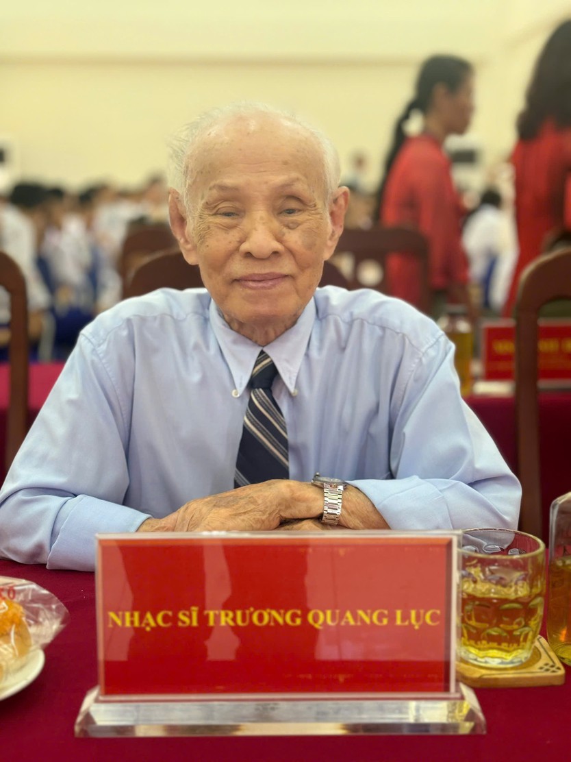 Lễ khai giảng đặc biệt tại Trường Phổ thông Đặc biệt Nguyễn Đình Chiểu - Ảnh 7.