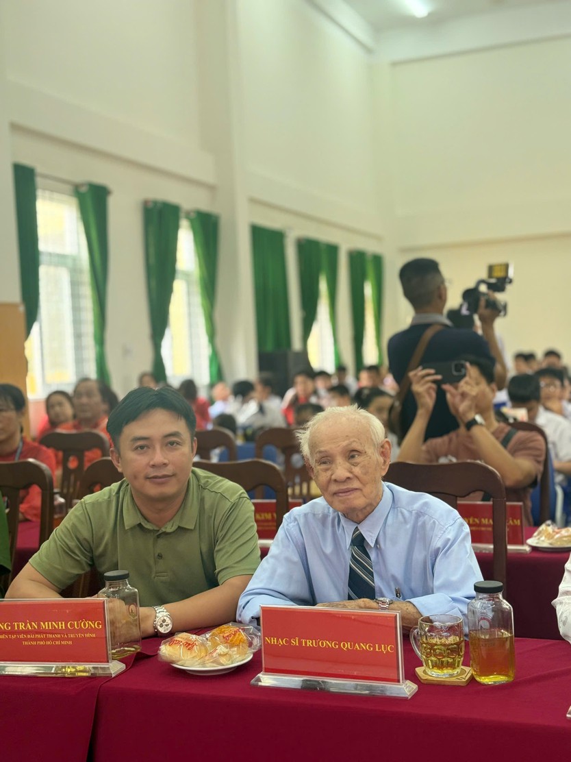 Lễ khai giảng đặc biệt tại Trường Phổ thông Đặc biệt Nguyễn Đình Chiểu - Ảnh 6.