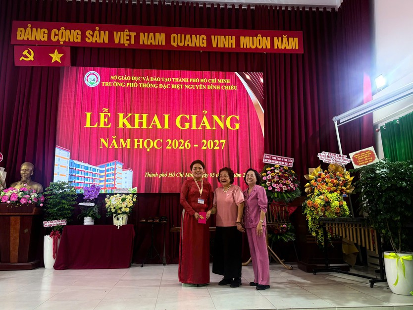 Lễ khai giảng đặc biệt tại Trường Phổ thông Đặc biệt Nguyễn Đình Chiểu - Ảnh 11.