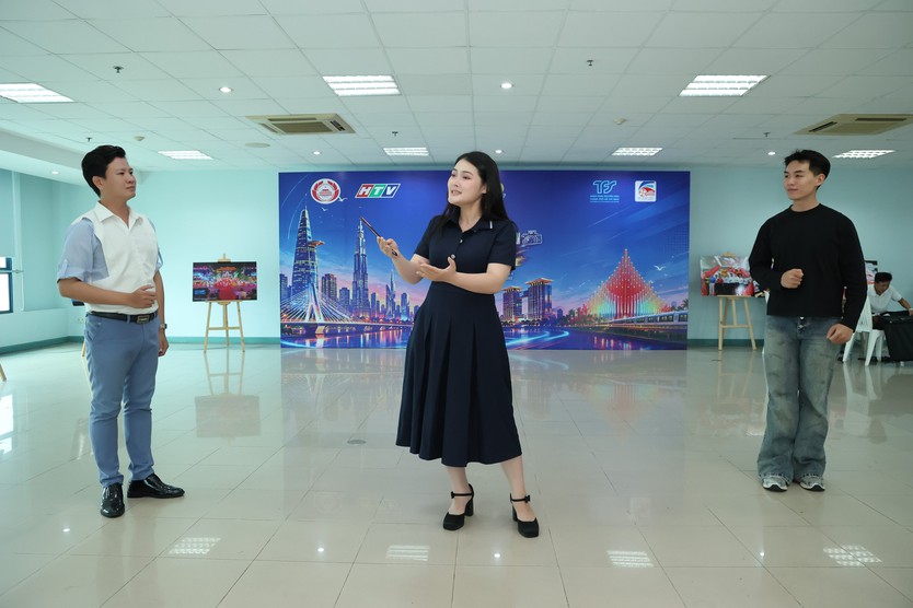 Chuông vàng vọng cổ 2026: Chung kết 1 - Hành trình âm nhạc "Dọc đường đất nước" - Ảnh 12.
