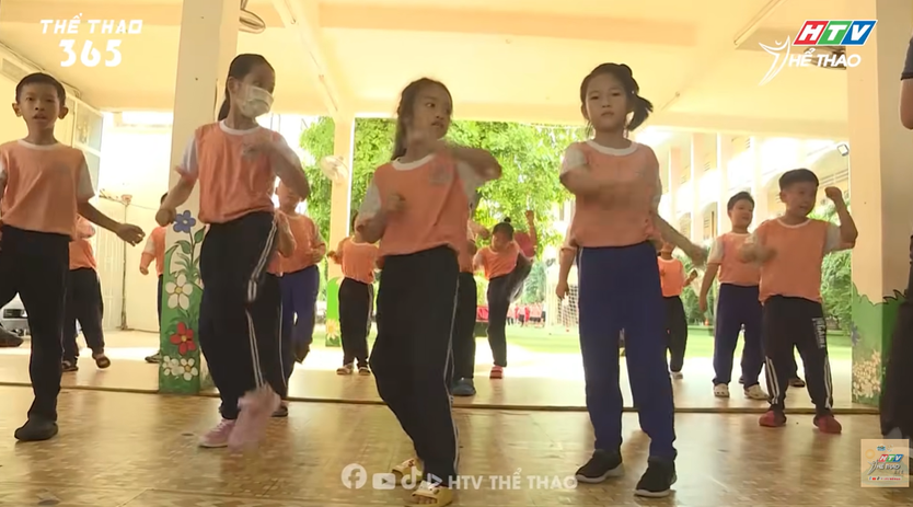 Năm học mới - Tăng vận động, thêm niềm vui- Ảnh 13.