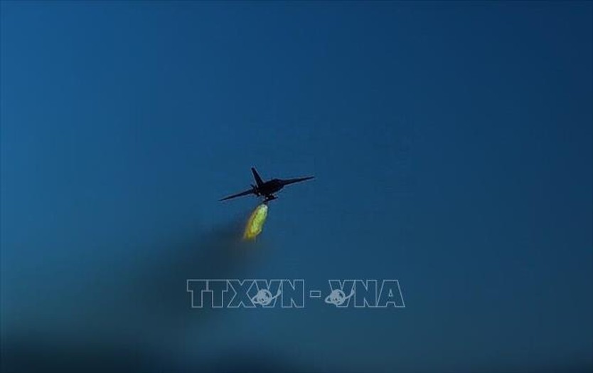 IRGC công bố cuộc tấn công mới sau khi phóng tên lửa về phía tàu sân bay Mỹ- Ảnh 1.