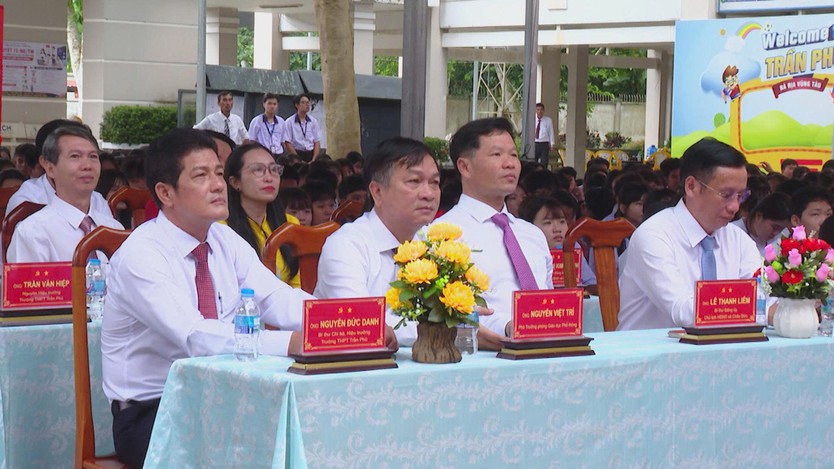 Trường THPT Trần Phú khai giảng năm học mới, tiếp tục nâng chất lượng giáo dục- Ảnh 1.