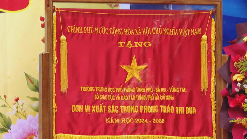 Trường THPT Trần Phú khai giảng năm học mới, tiếp tục nâng chất lượng giáo dục- Ảnh 3.
