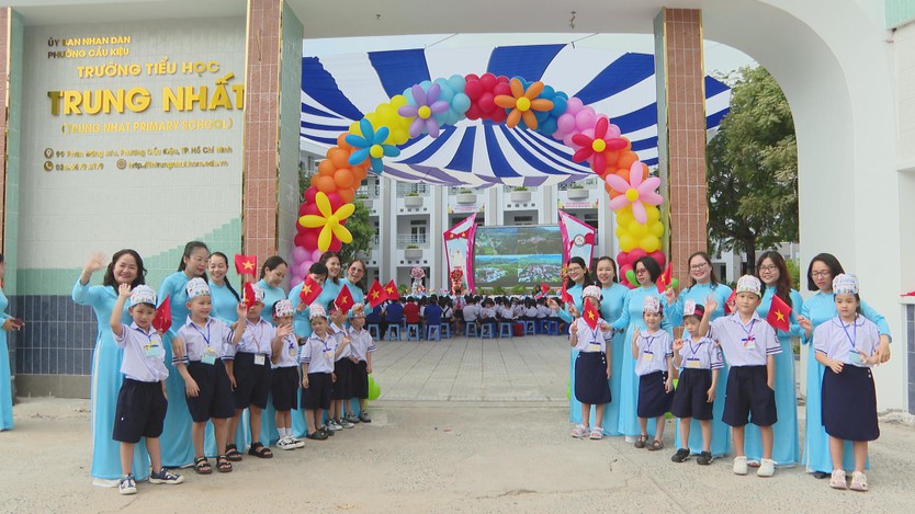 Khai giảng năm học mới và khánh thành, đưa vào sử dụng Trường Tiểu học Trung Nhất, phường Cầu Kiệu- Ảnh 2.