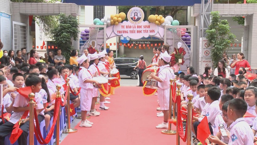 Khởi đầu mới, tâm thế mới tại Trường Tiểu học Tây Sơn, Hà Nội- Ảnh 1.