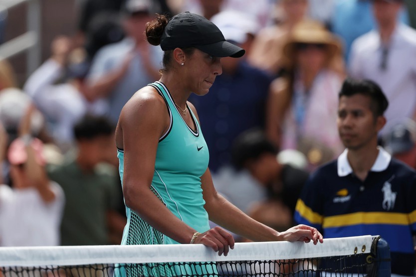 US Open: Zheng Qinwen ngược dòng ngoạn mục, Naomi Osaka cùng vào vòng 4 - Ảnh 2.