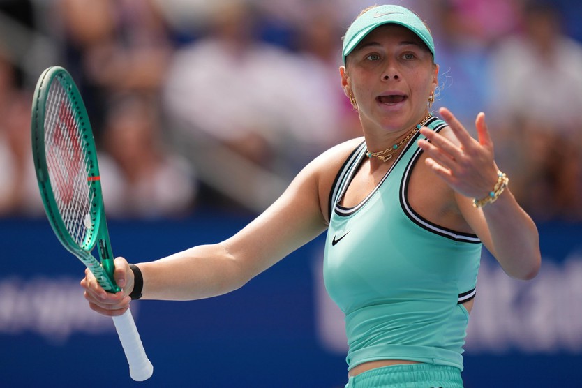 US Open: Zheng Qinwen ngược dòng ngoạn mục, Naomi Osaka cùng vào vòng 4 - Ảnh 4.