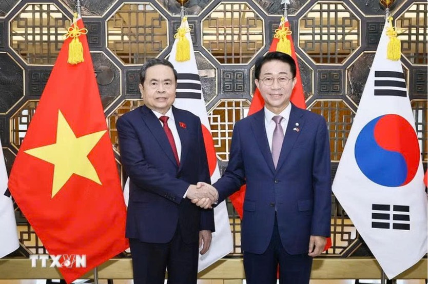 Chủ tịch Quốc hội Trần Thanh Mẫn hội đàm với Chủ tịch Quốc hội Hàn Quốc Cho Jeong Sik- Ảnh 1.