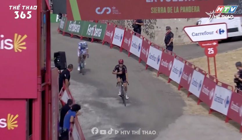 Enric Mas gia tăng khoảng cách trên đường đua La Vuelta - Ảnh 6.