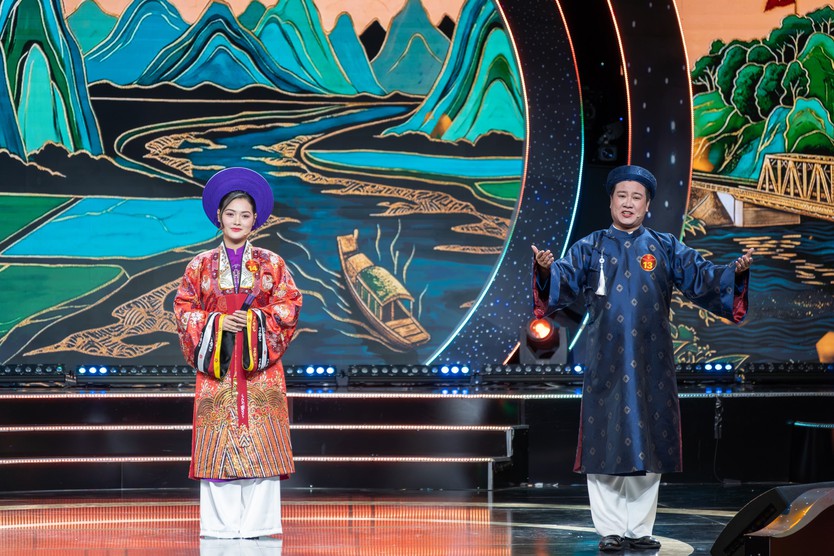 Chuông vàng vọng cổ 2026: Chung kết 1 - Hành trình âm nhạc "Đi dọc Việt Nam" đầy cảm xúc- Ảnh 15.