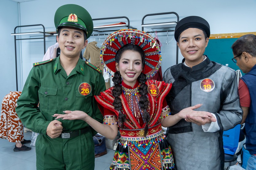Chuông vàng vọng cổ 2026: Chung kết 1 - Hành trình âm nhạc "Đi dọc Việt Nam" đầy cảm xúc- Ảnh 21.