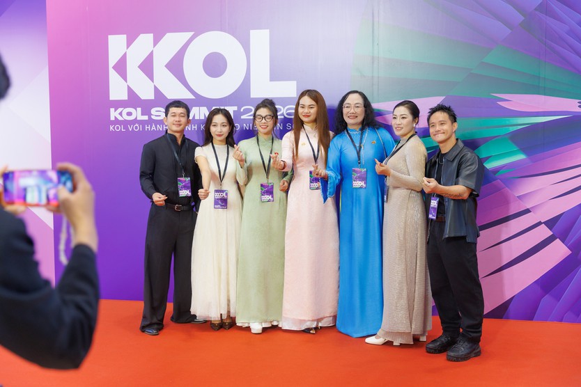 Thách thức xây dựng độ tín nhiệm của KOL trong kỷ nguyên A.I. tại KOL Summit 2026- Ảnh 4.