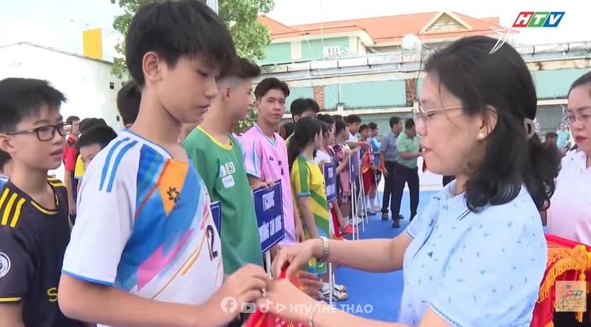 Giải Teqball Phường Phú Thuận mở rộng: Sân chơi mới thu hút người trẻ - Ảnh 6.