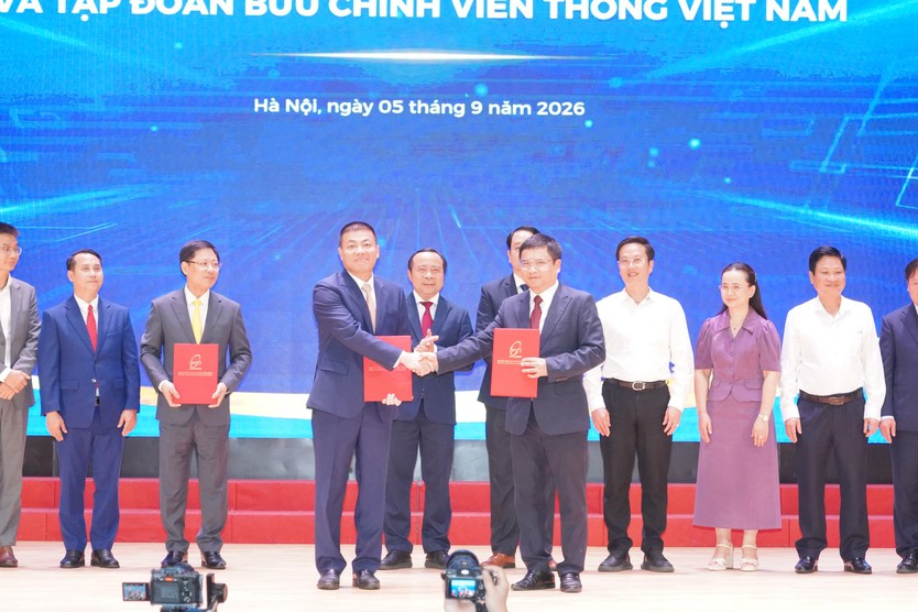 VNPT hợp tác Học viện Công nghệ Bưu chính Viễn thông phát triển đại học AI-Native - Ảnh 1.