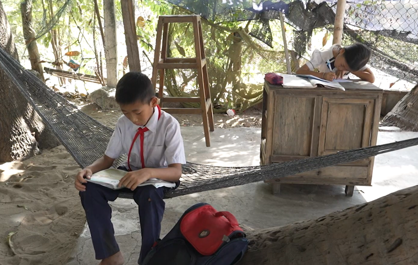 Mái ấm gia đình Việt: Ông bà già yếu nhịn ăn nuôi 4 cháu mồ côi - Ảnh 4.